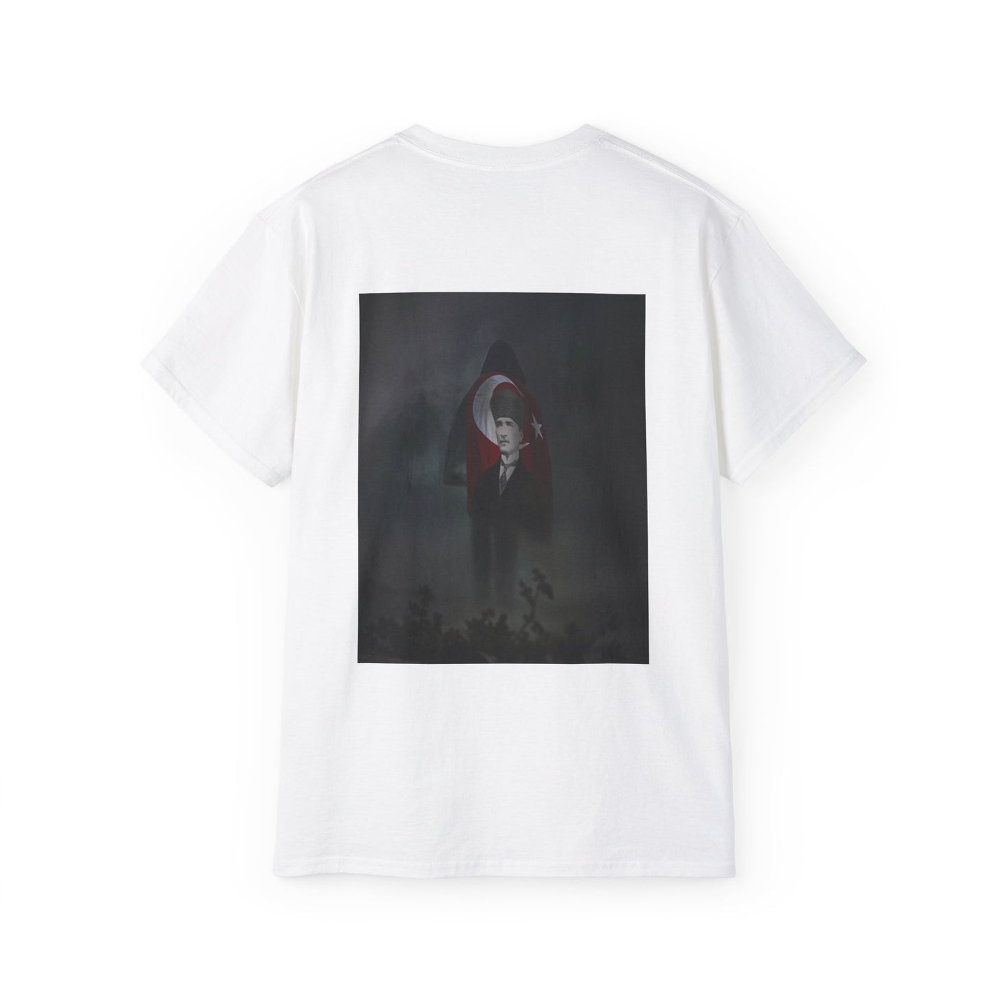 ATA Heritage - Turkish Flag & Atatürk Legacy – Guy in Smoke Unisex T-Shirt