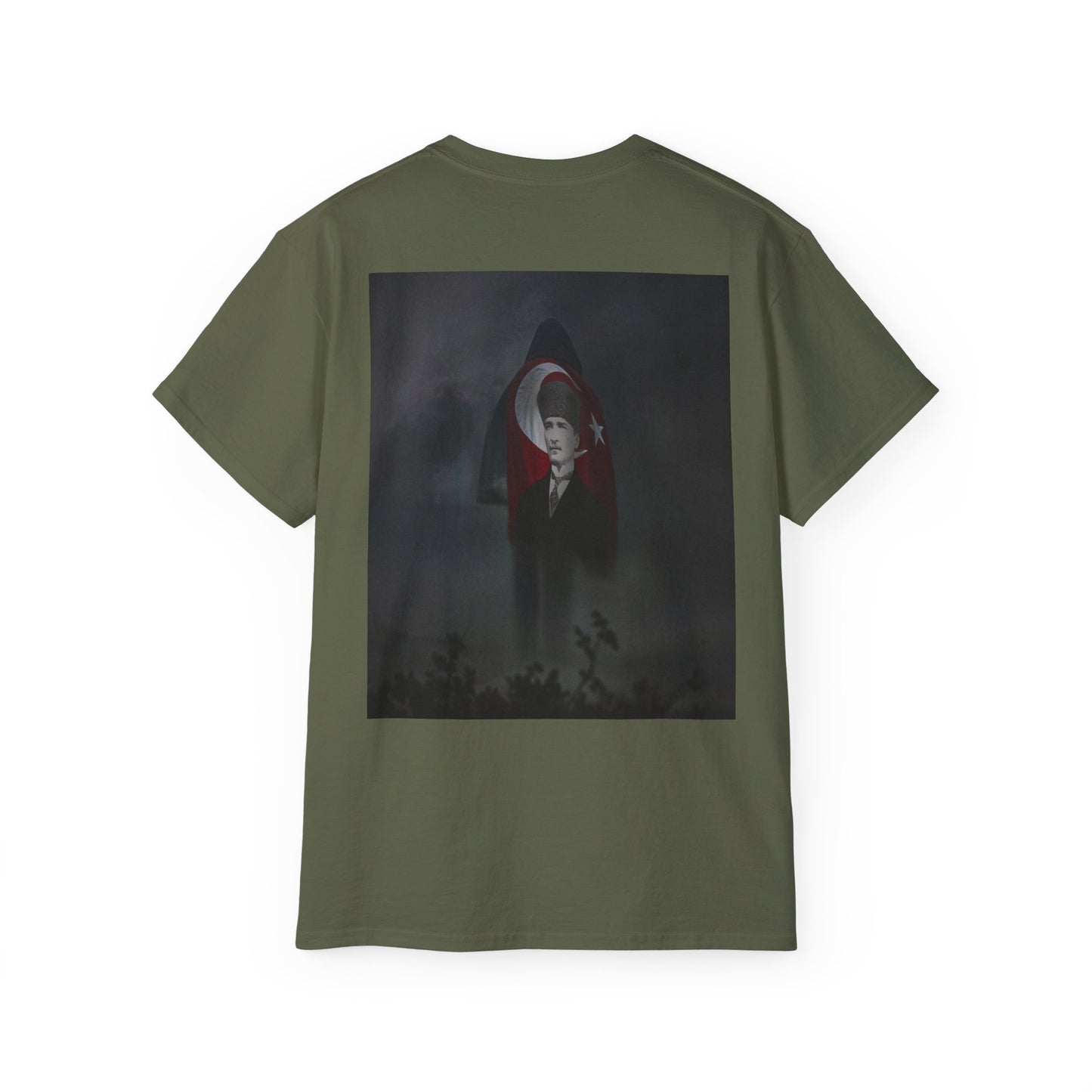 ATA Heritage - Turkish Flag & Atatürk Legacy – Guy in Smoke Unisex T-Shirt